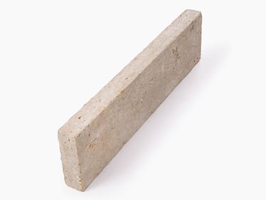 Bordure de gazon en travertin Medium
