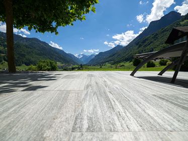 Vue depuis la terrasse de Gneist, en Suisse