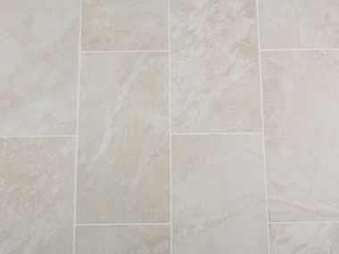 Carreaux de grès cérame aspect ardoise Alpine Beige, grande surface